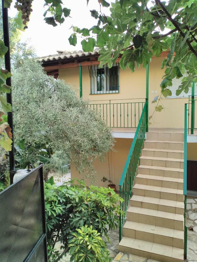 Klidonas Apartments Akrogiali Exterior photo